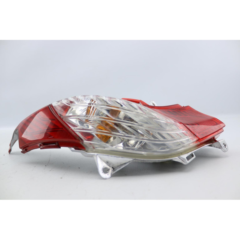 Feu arrière droit HONDA FES 125 S WING ABS 2011 à 2011