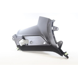Demi flanc de selle gauche PEUGEOT KISBEE 50 2018 à 2021