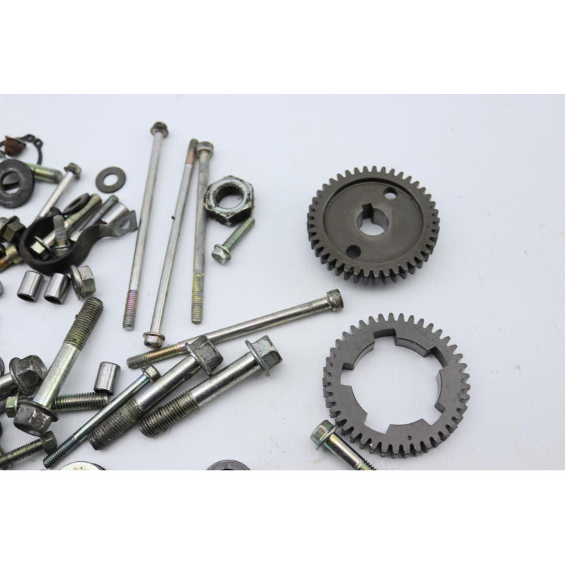 Kit visserie YAMAHA XENTER 125 2012 à 2017