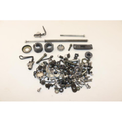 Kit visserie YAMAHA XJR 1300 2002 à 2003