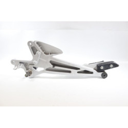 Platine avant droite HONDA CBF 500 2004 à 2007