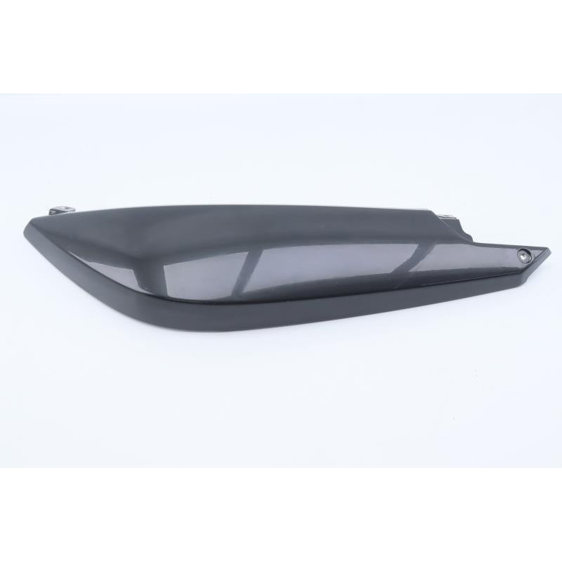 Coque arrière gauche BMW F 800 GT 2013 à 2019