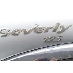 Coque arrière gauche PIAGGIO BEVERLY 125 2004 à 2005