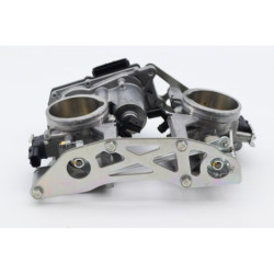 Rampe d'injection KTM SUPERDUKE 1290 R EVO ABS 2022 à 2023