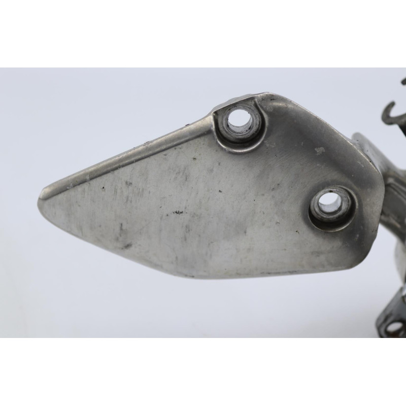 Platine avant droite YAMAHA FZ6 600 FAZER 1998 à 2001