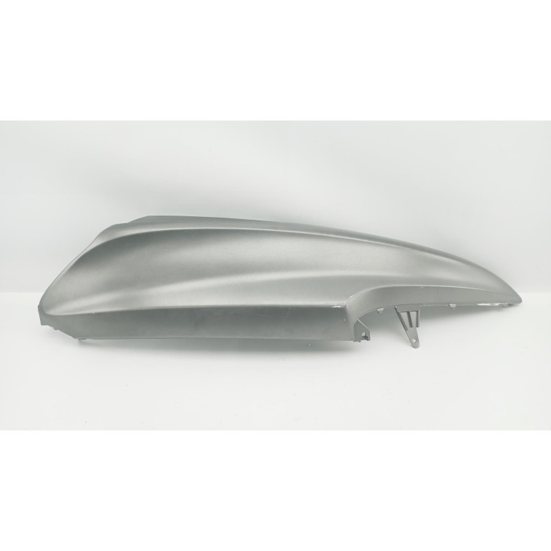 Coque arrière droite YAMAHA YP 400 MAJESTY 2009 à 2011