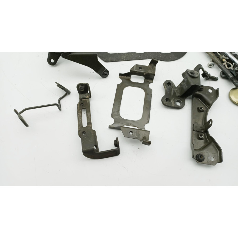 Kit visserie KAWASAKI ER6 650 F 2005 à 2008