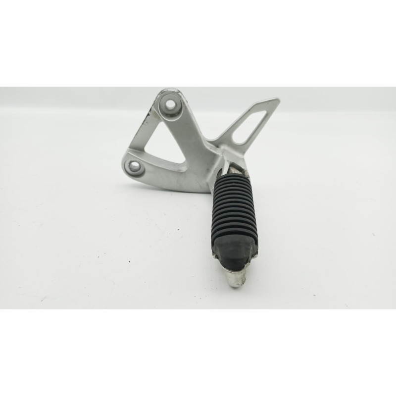 Platine arrière droite SUZUKI GSXF 750 1998 à 2007