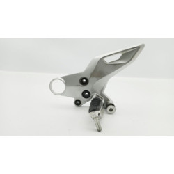 Platine avant gauche SUZUKI GSX 1300 BKING 2007 à 2011