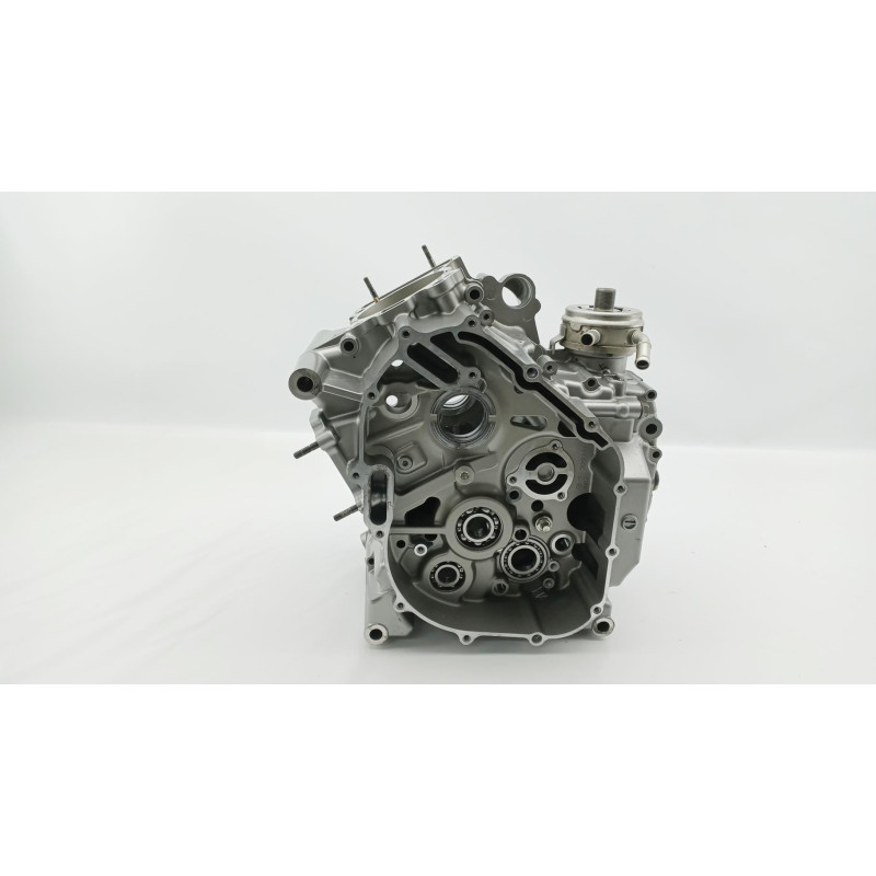 Carter moteur principal SUZUKI SFV 650 GLADIUS 2009 à 2015