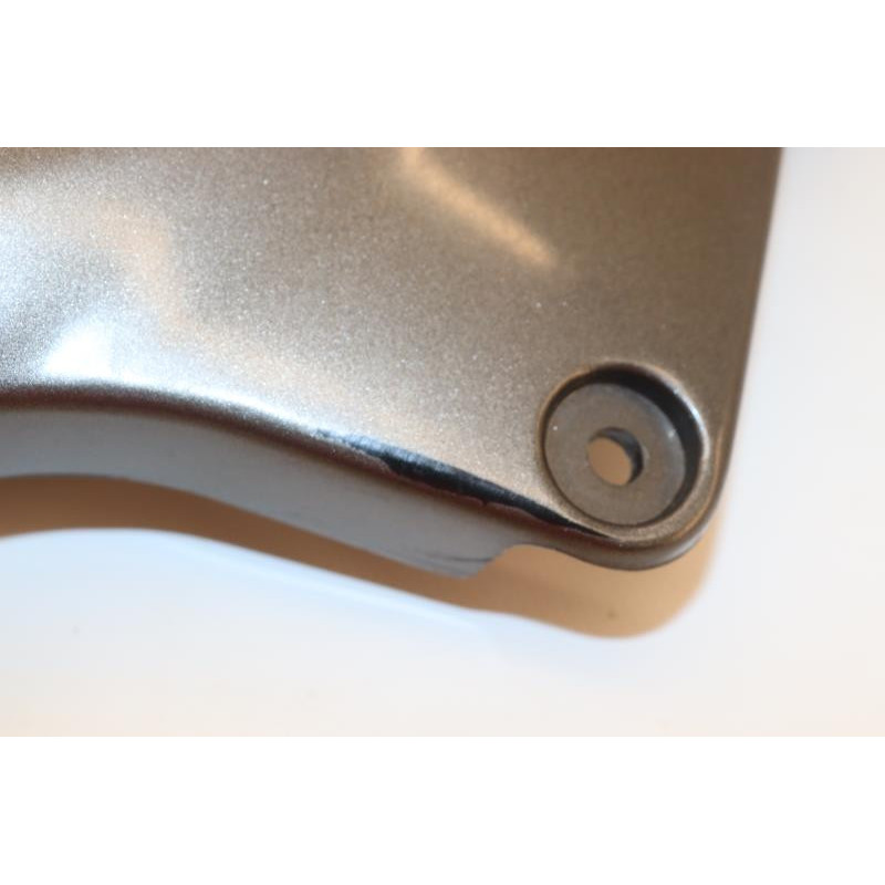 Demi flanc de selle droit KAWASAKI ZR7 750 1999 à 2004