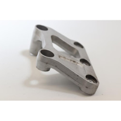 Support moteur droit YAMAHA TDM 850 1996 à 2002