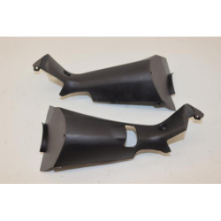 Cache guidon inférieur SUZUKI UH 400 BURGMAN 1999 à 2006