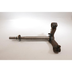 Té de fourche inférieur SYM GTS 125 EVO 2009 à 2011