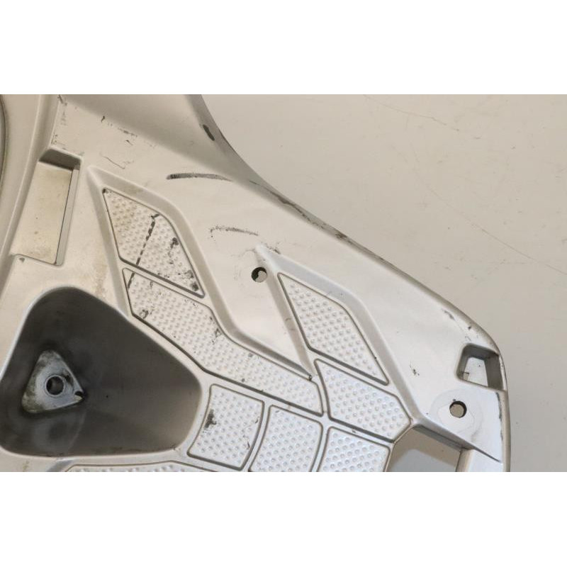 Poignée arrière HONDA FES 125 S WING ABS 2007 à 2014