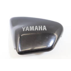 Demi flanc de selle gauche YAMAHA XV 125 VIRAGO 1996 à 2003