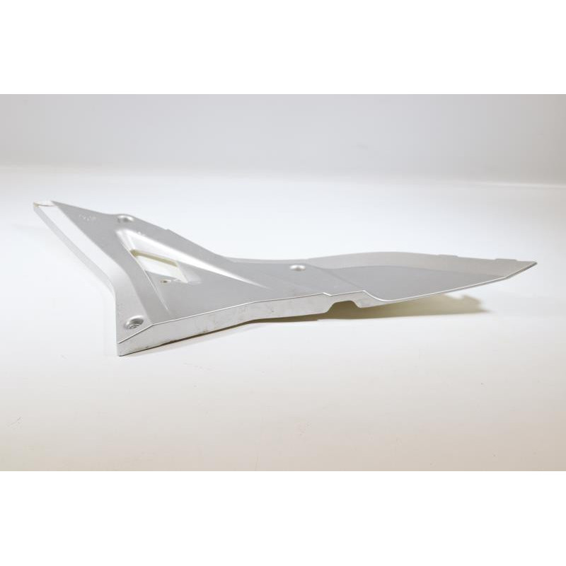 Demi flanc de selle droit PEUGEOT XR7 50 2008 à 2014