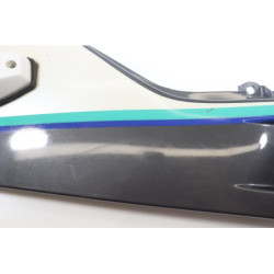 Demi flanc de selle droit YAMAHA FZ 750 1986 à 1994