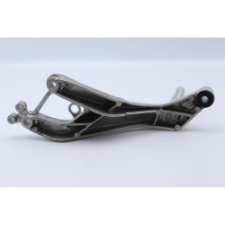 Platine arrière droite HONDA CBR 1100 XX 1998 à 1998
