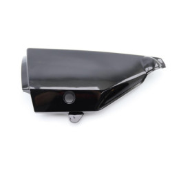Demi flanc de selle gauche SUZUKI GT 125 X4 1980 à 1984