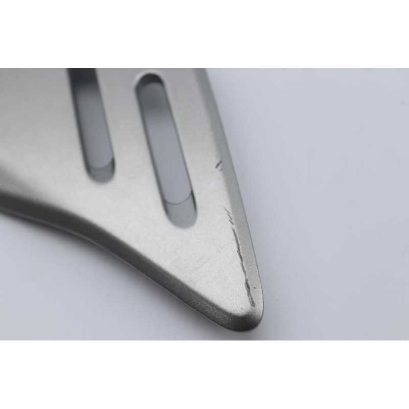 Platine avant gauche YAMAHA MT09 900 ABS 2021 à 2023