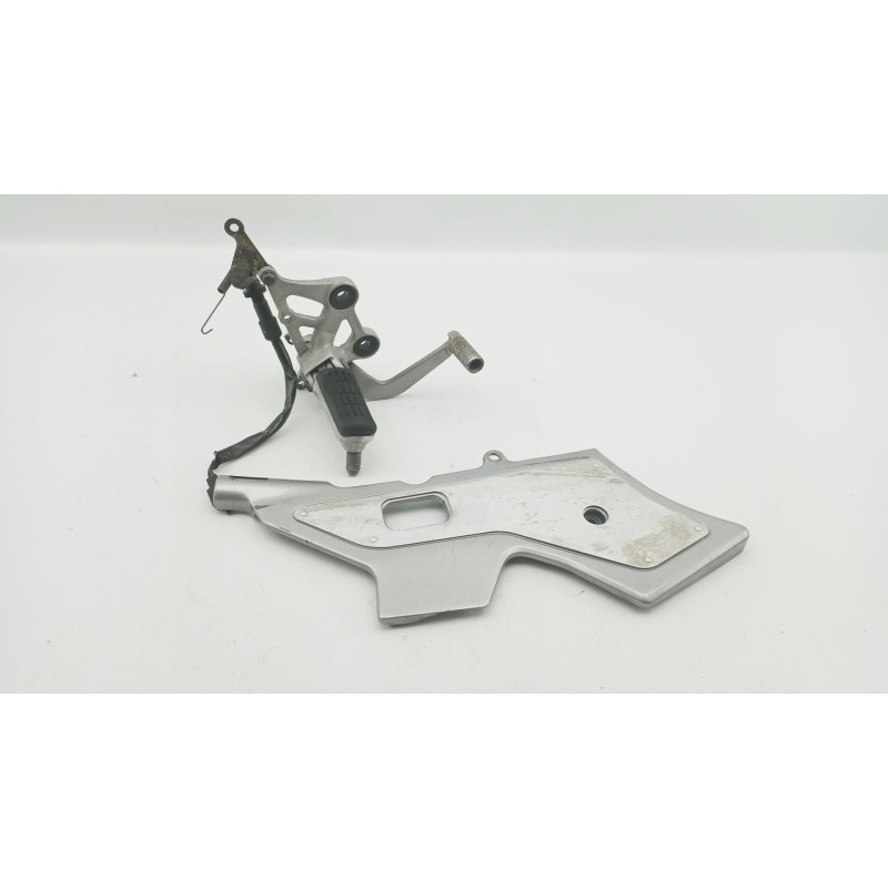 Platine avant droite HONDA CBR 1000 F 1989 à 1992