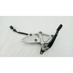 Platine avant droite HONDA CBR 650 R ABS 2019 à 2020