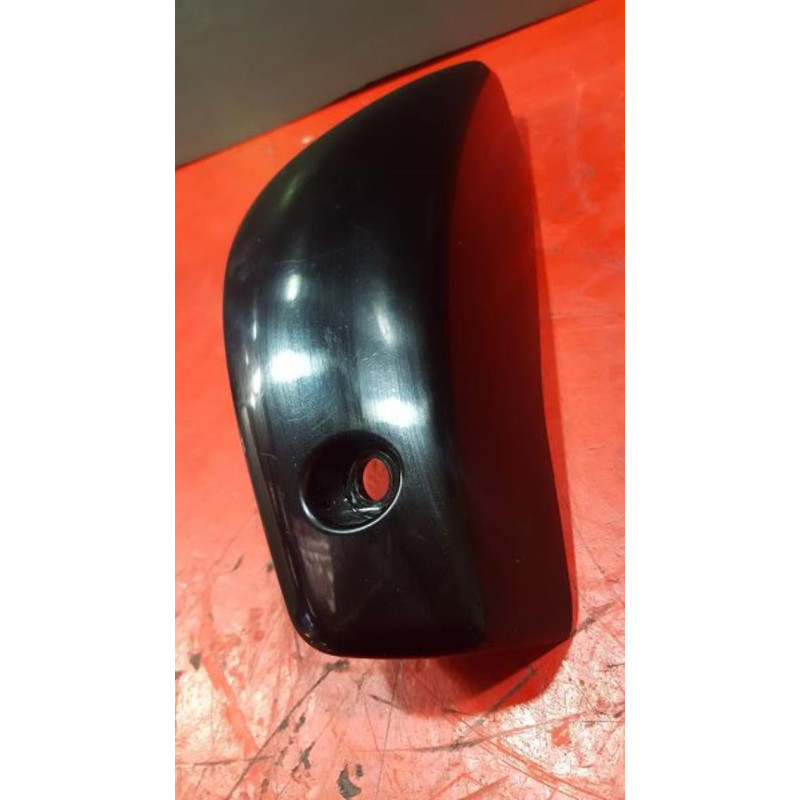 Demi flanc de selle gauche YAMAHA XVS 950 MIDNIGHT STAR 2009 à 2012