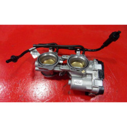 Corps d'injection droit APRILIA RSV 1000 R TUONO 2011 à 2013