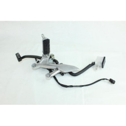 Platine avant droite HONDA CB 500 F ABS 2016 à 2018