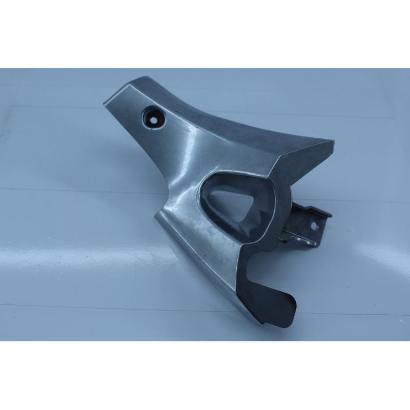 Cache guidon supérieur PIAGGIO X10 125 2012 à 2015