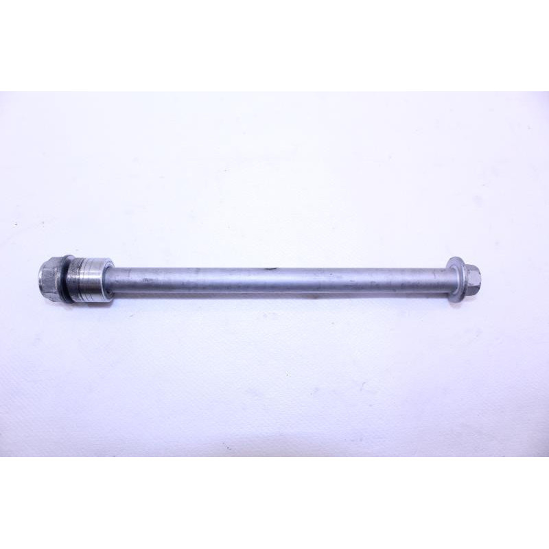 Axe de roue avant HONDA CG 125 2004 à 2006