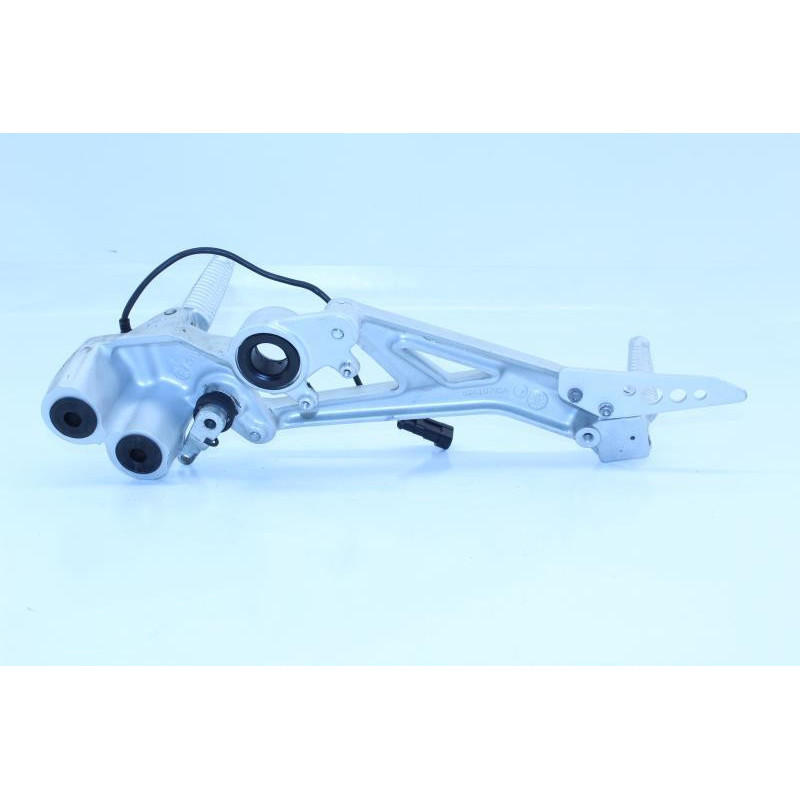 Platine avant droite DUCATI MULTISTRADA 1100 S ABS 2007 à 2009