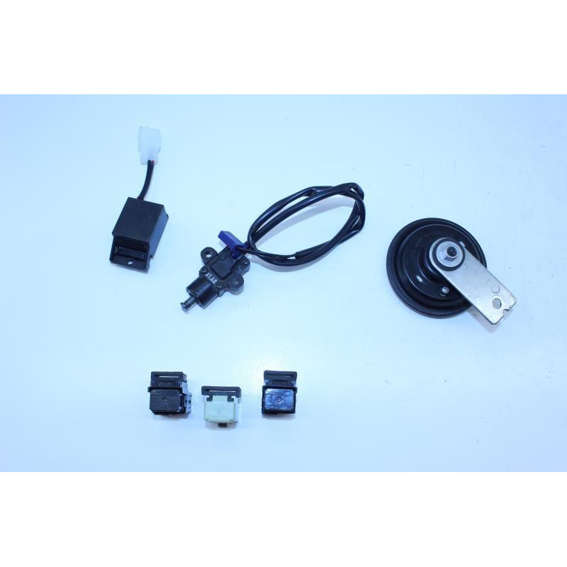 Relais boitier electrique YAMAHA YZF 125 R 2008 à 2013