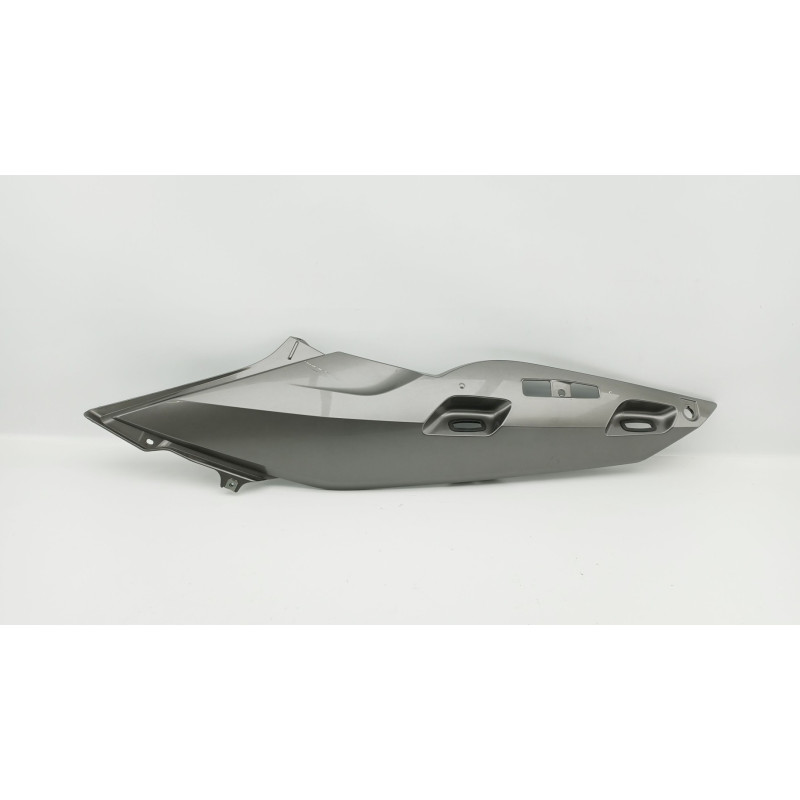 Coque arrière gauche BMW R 1200 RT 2010 à 2013
