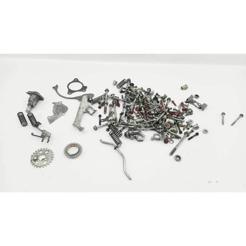 Kit visserie YAMAHA FZ8 800 2010 à 2016