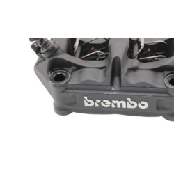 Etrier arrière TRIUMPH SPEED TRIPLE 1050 2011 à 2015