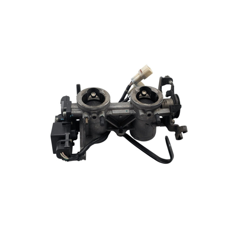 Rampe d'injection KAWASAKI ER6 650 N 2005 à 2008
