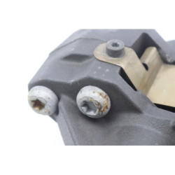 Etrier avant droit SUZUKI GSR 600 2006 à 2010